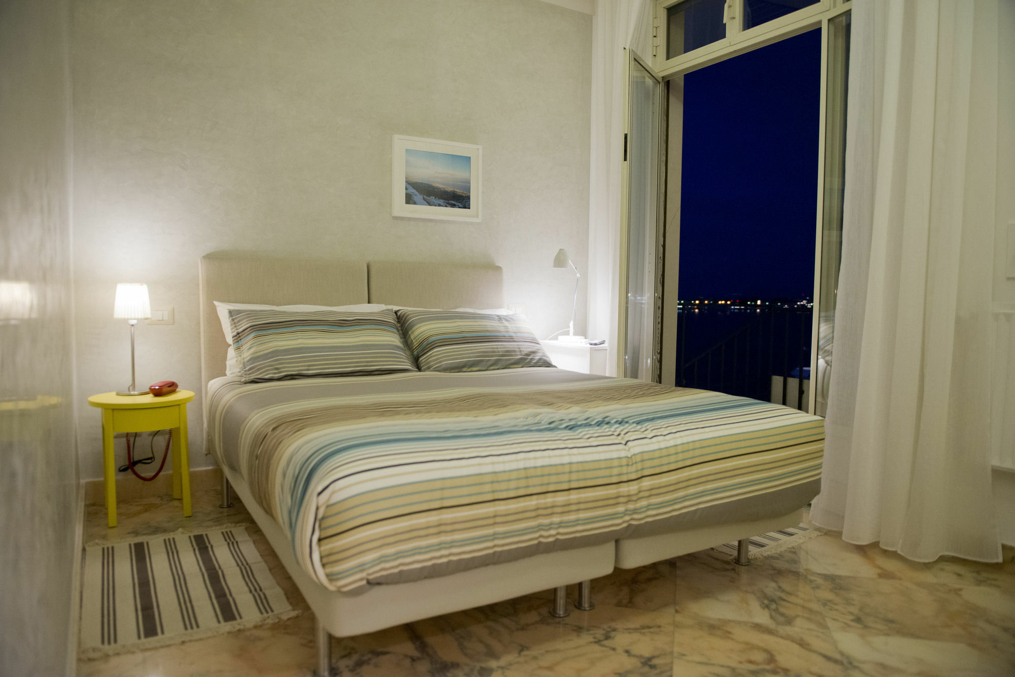 Bed and Breakfast Garibaldi R&B à Messine Extérieur photo